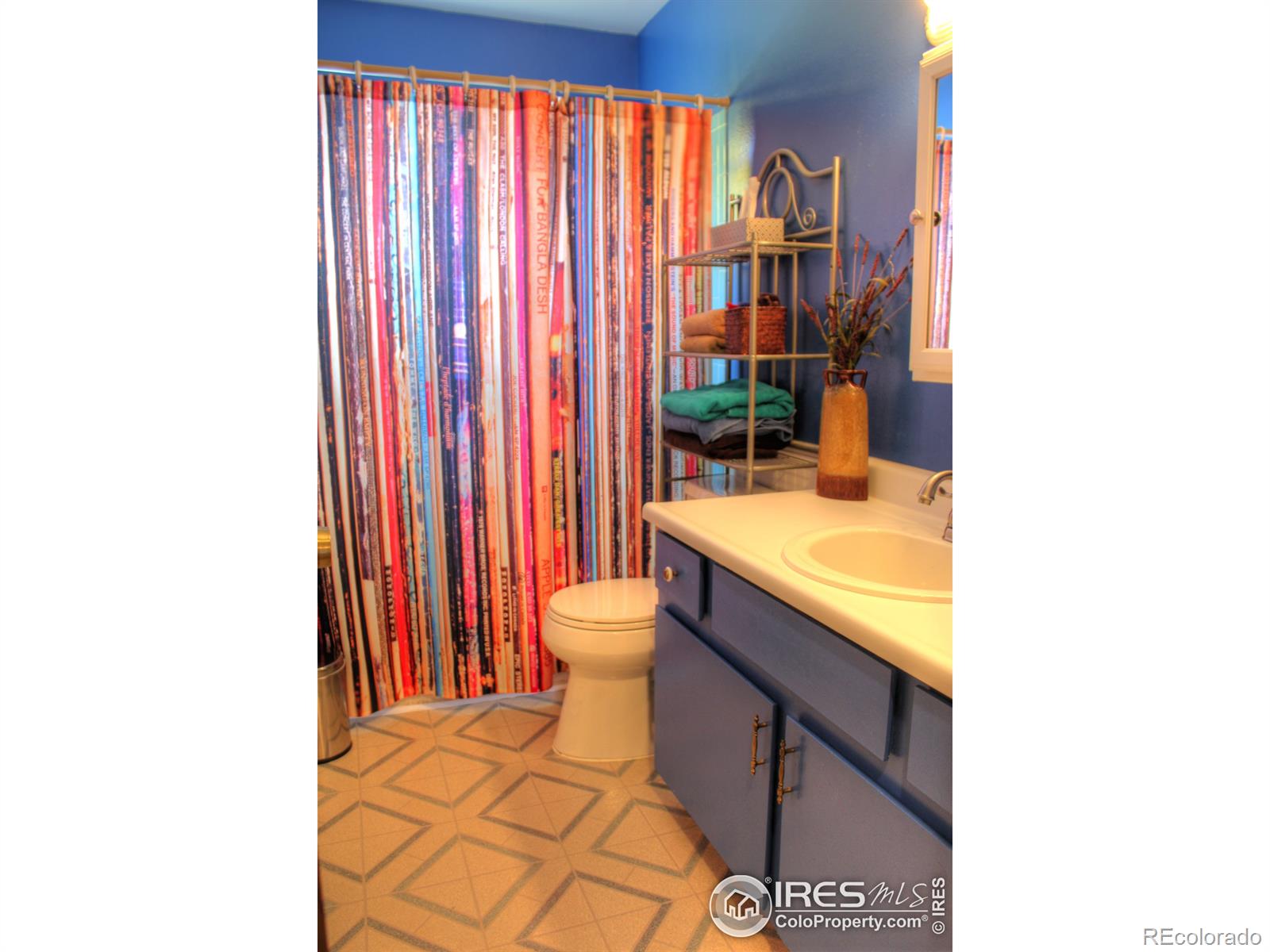 MLS Image #18 for 6001  poplar street,bellvue, Colorado