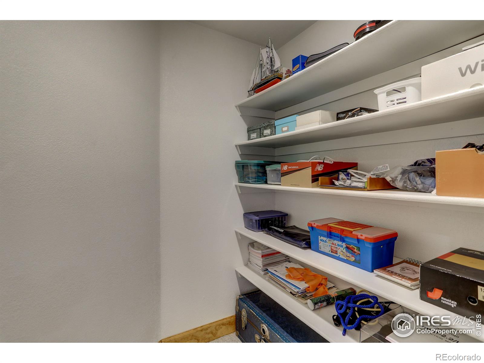 MLS Image #20 for 553  fairfield lane,louisville, Colorado