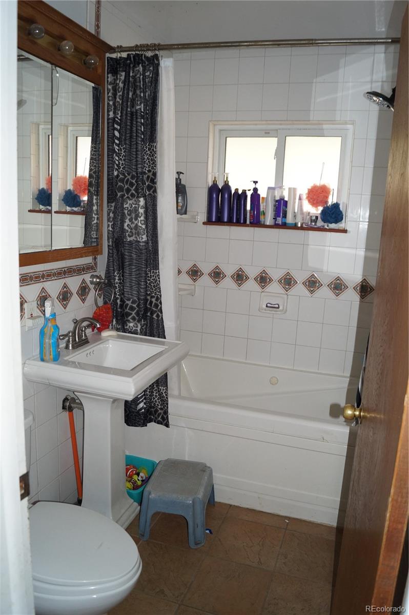 MLS Image #11 for 3058 s lowell boulevard,denver, Colorado