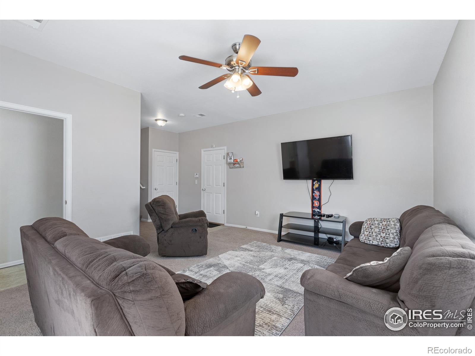 MLS Image #14 for 9073  flaming arrow avenue,wellington, Colorado