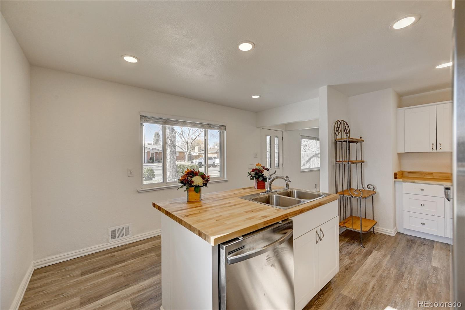 MLS Image #9 for 290  pierce street,lakewood, Colorado