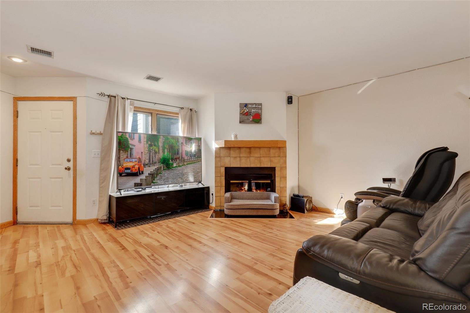 MLS Image #0 for 1300 s monaco parkway,denver, Colorado