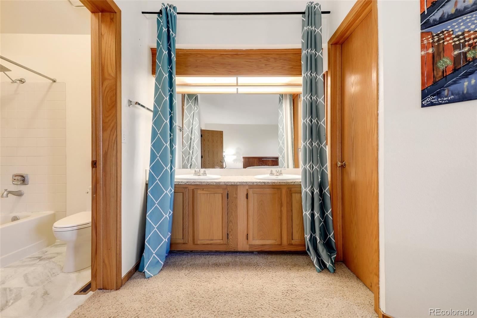 MLS Image #14 for 1300 s monaco parkway,denver, Colorado