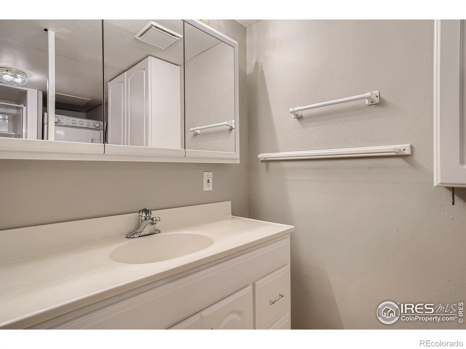 MLS Image #26 for 2395  ridge circle,broomfield, Colorado
