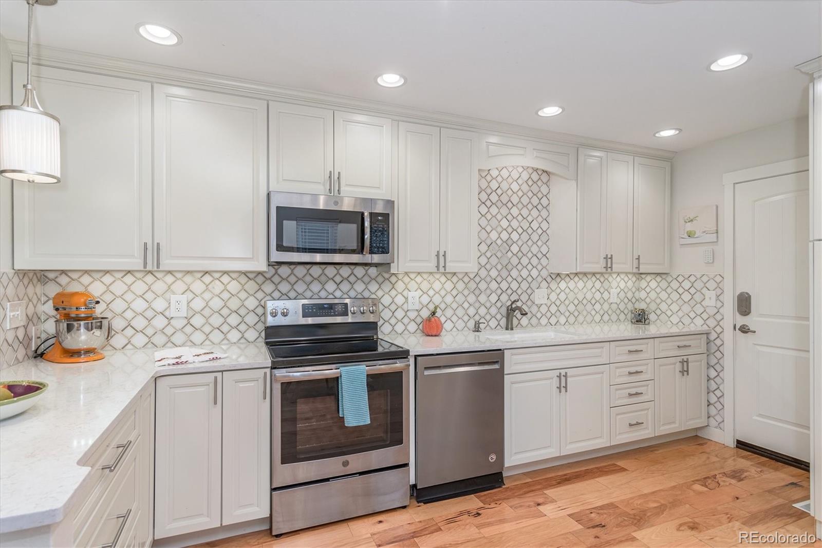 MLS Image #8 for 6325 w mansfield avenue,denver, Colorado