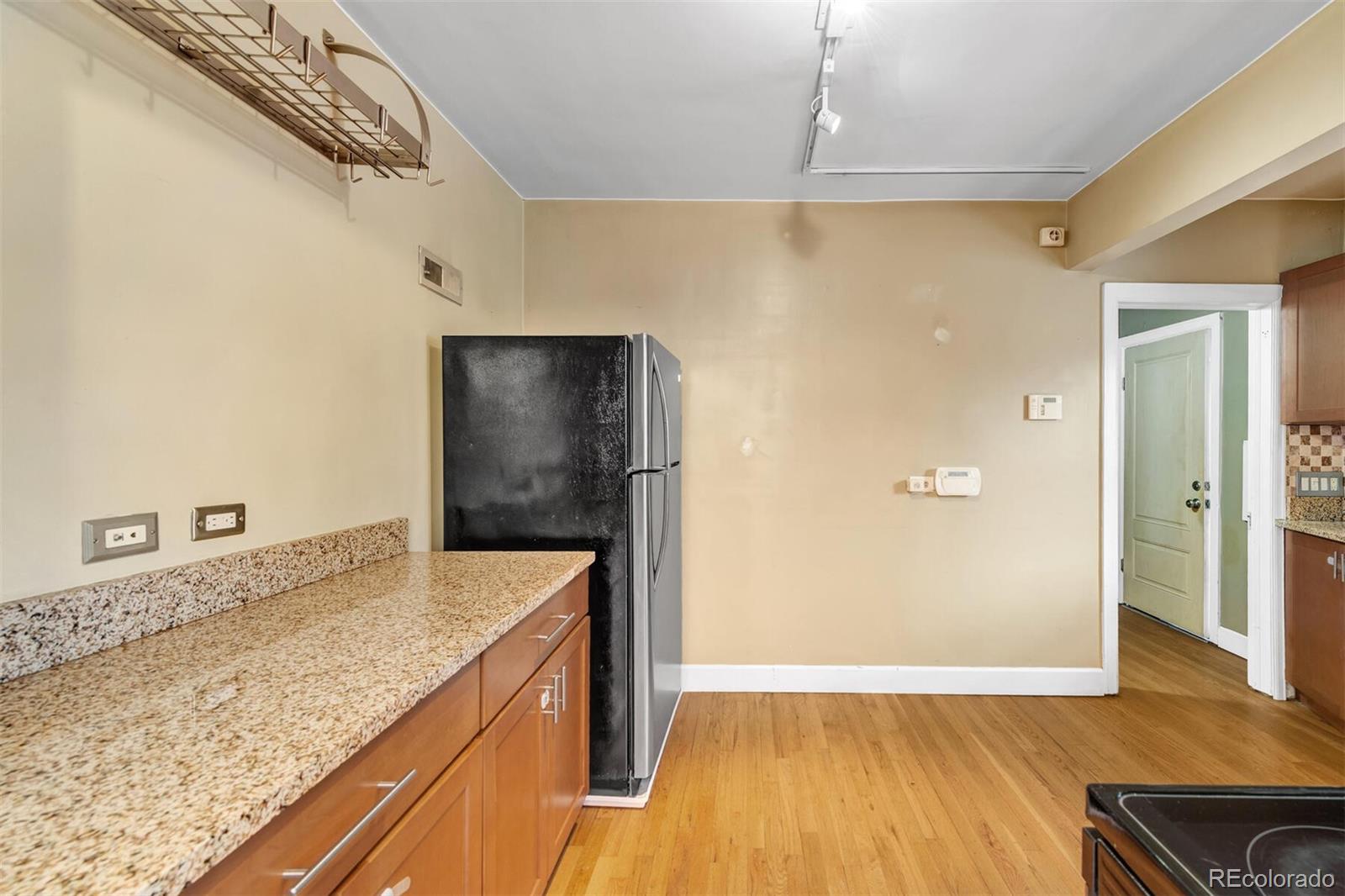 MLS Image #10 for 3048 s cherokee street,englewood, Colorado