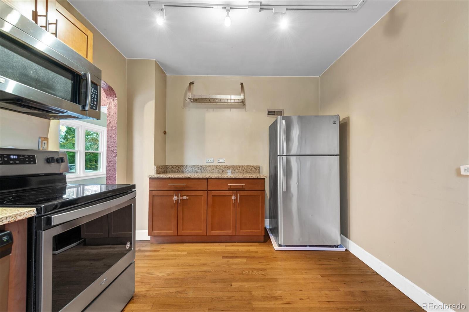 MLS Image #12 for 3048 s cherokee street,englewood, Colorado