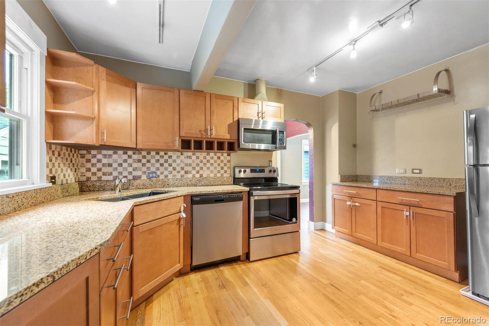 MLS Image #14 for 3048 s cherokee street,englewood, Colorado