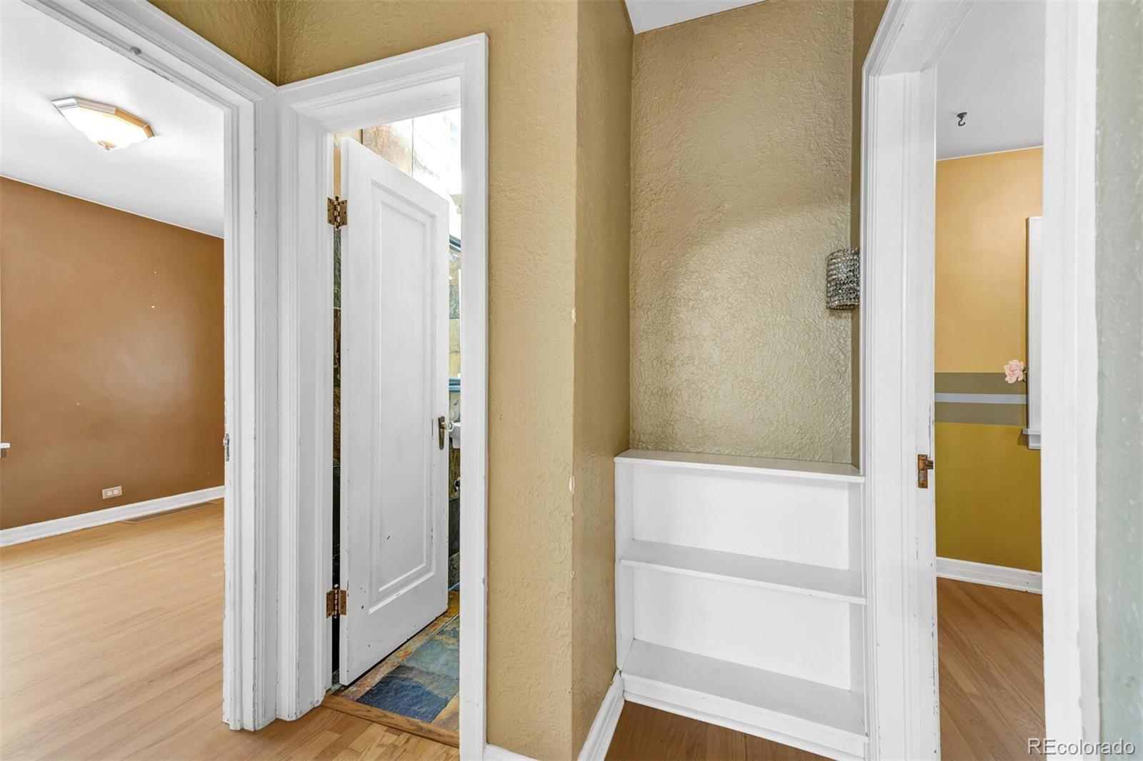 MLS Image #15 for 3048 s cherokee street,englewood, Colorado