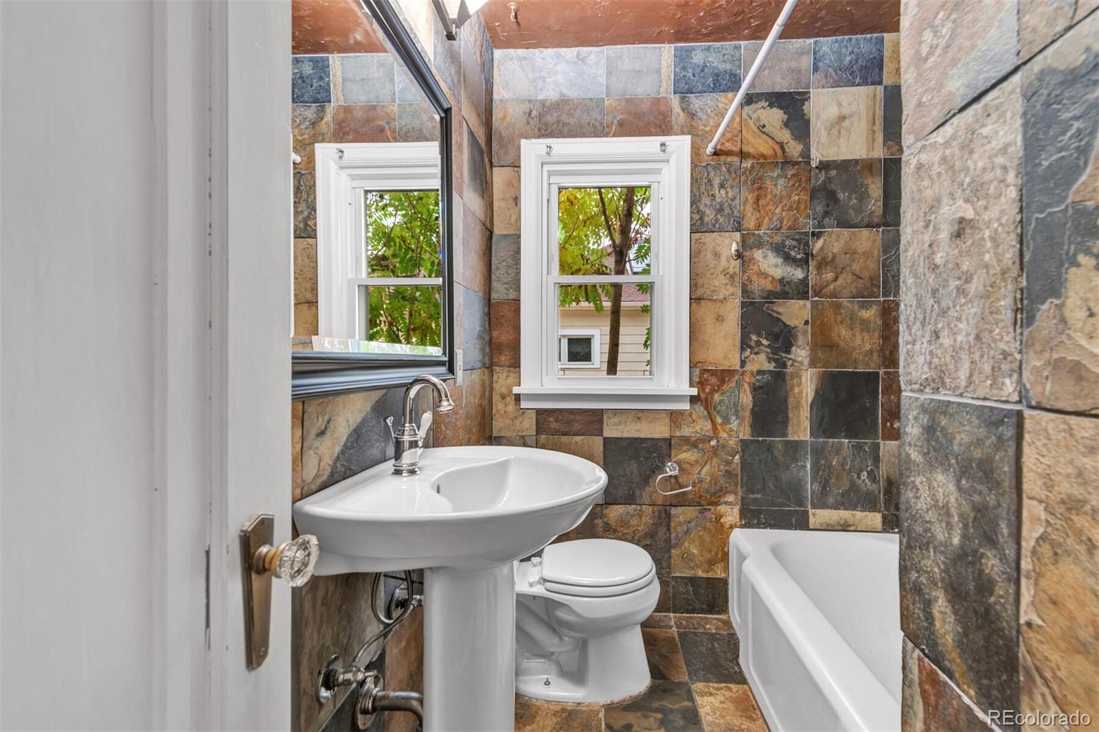 MLS Image #19 for 3048 s cherokee street,englewood, Colorado