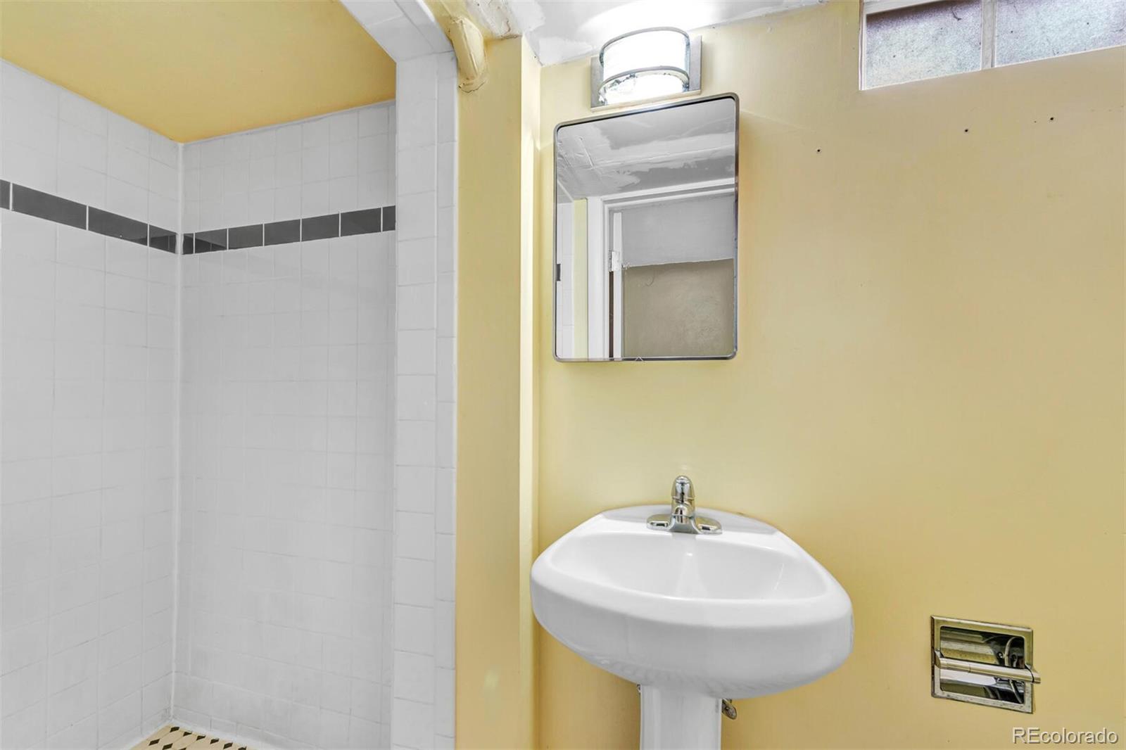MLS Image #29 for 3048 s cherokee street,englewood, Colorado