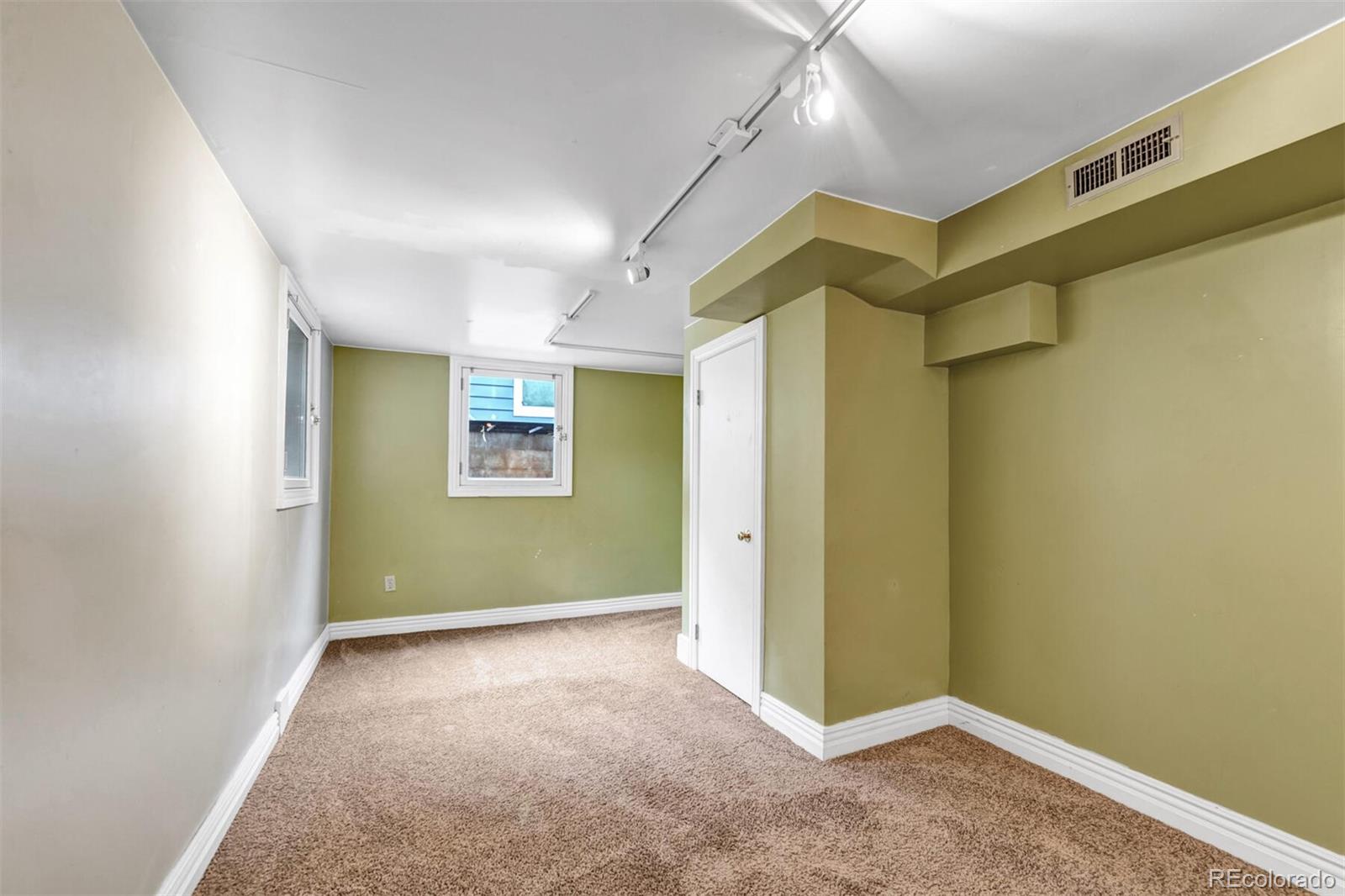 MLS Image #31 for 3048 s cherokee street,englewood, Colorado