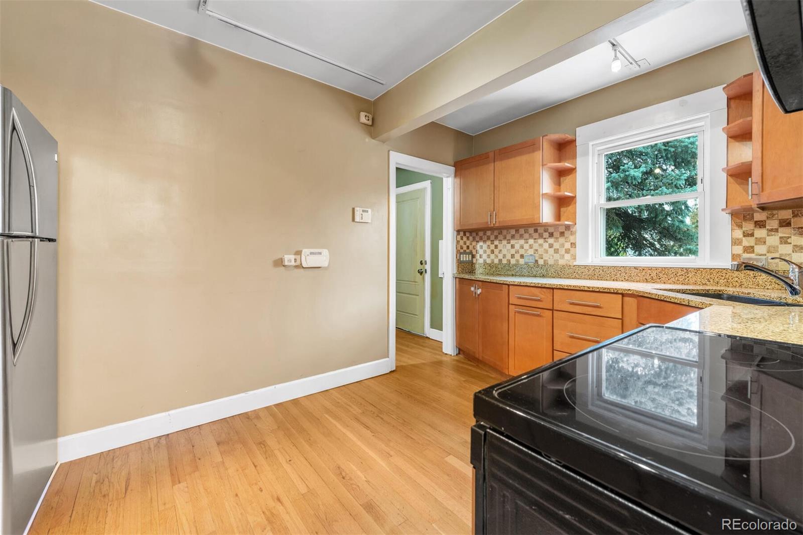 MLS Image #9 for 3048 s cherokee street,englewood, Colorado