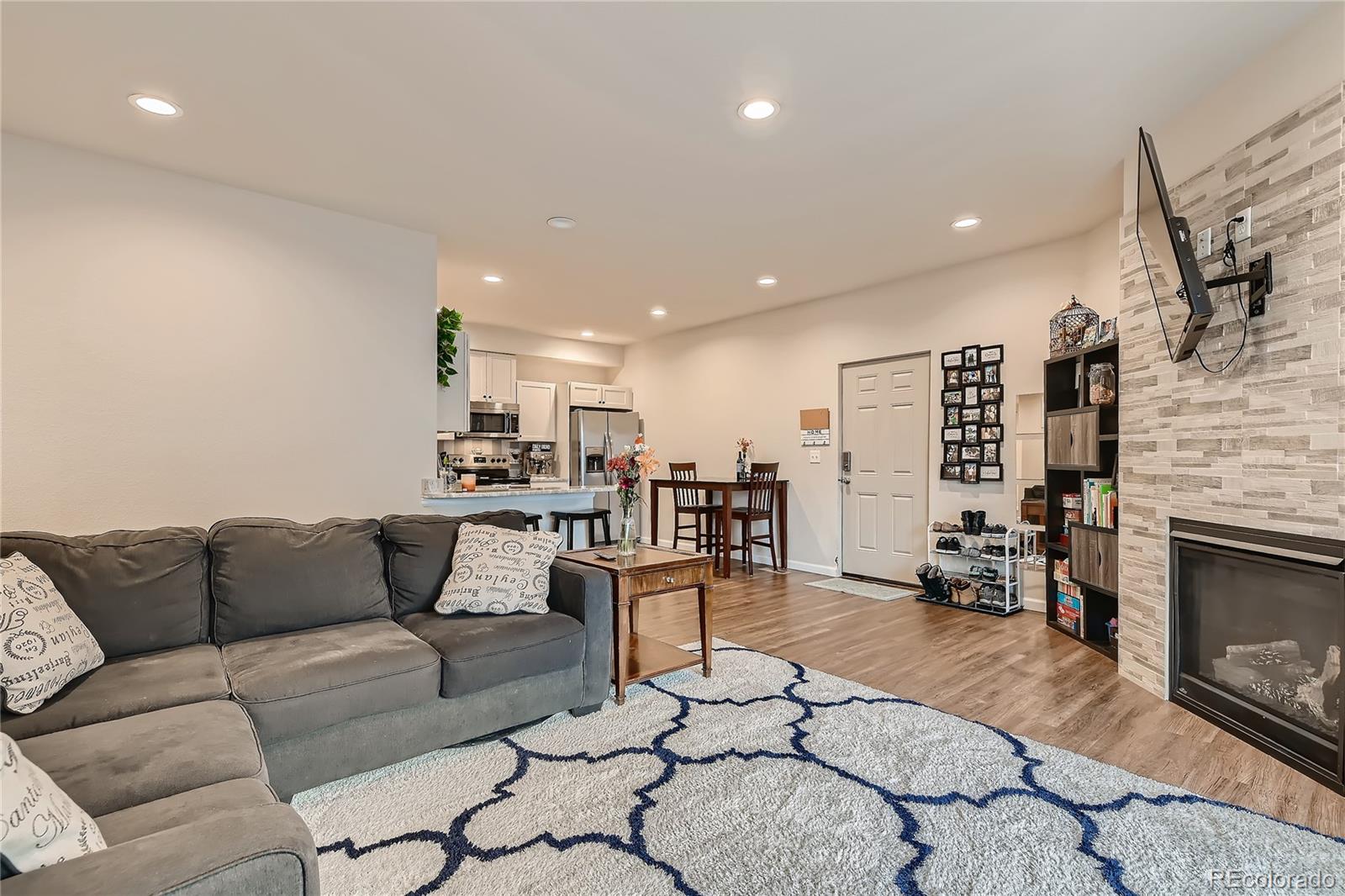 MLS Image #7 for 875 e 78th avenue,denver, Colorado