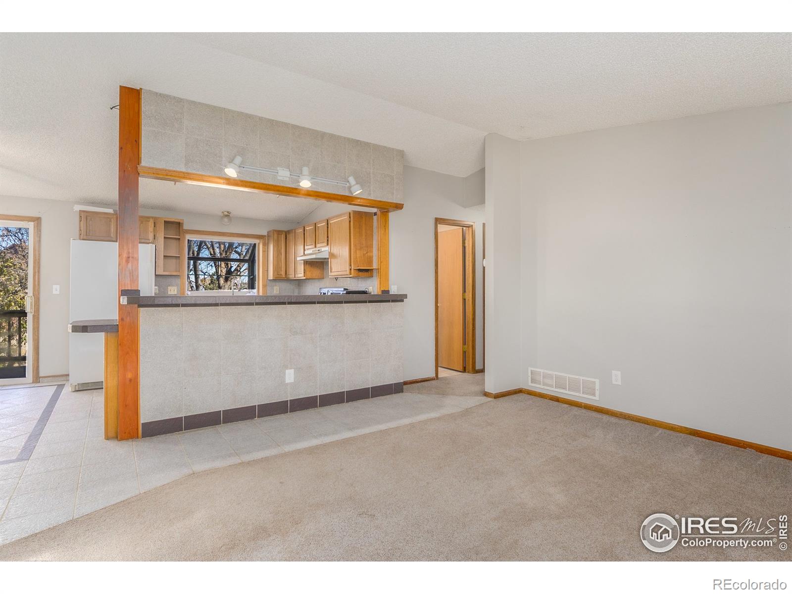 MLS Image #6 for 4259  peach tree court,loveland, Colorado