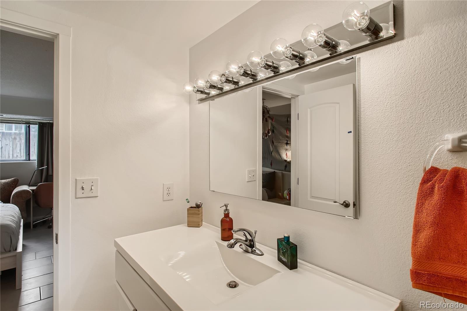 MLS Image #11 for 600  manhattan drive,boulder, Colorado