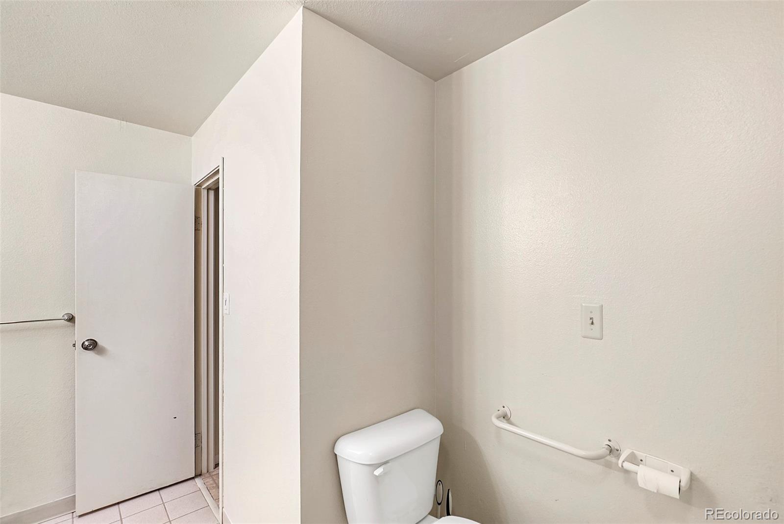 MLS Image #10 for 7755 e quincy avenue,denver, Colorado