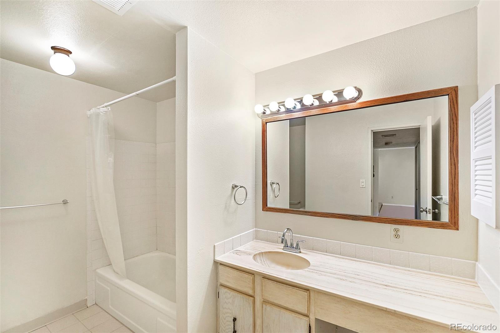 MLS Image #8 for 7755 e quincy avenue,denver, Colorado
