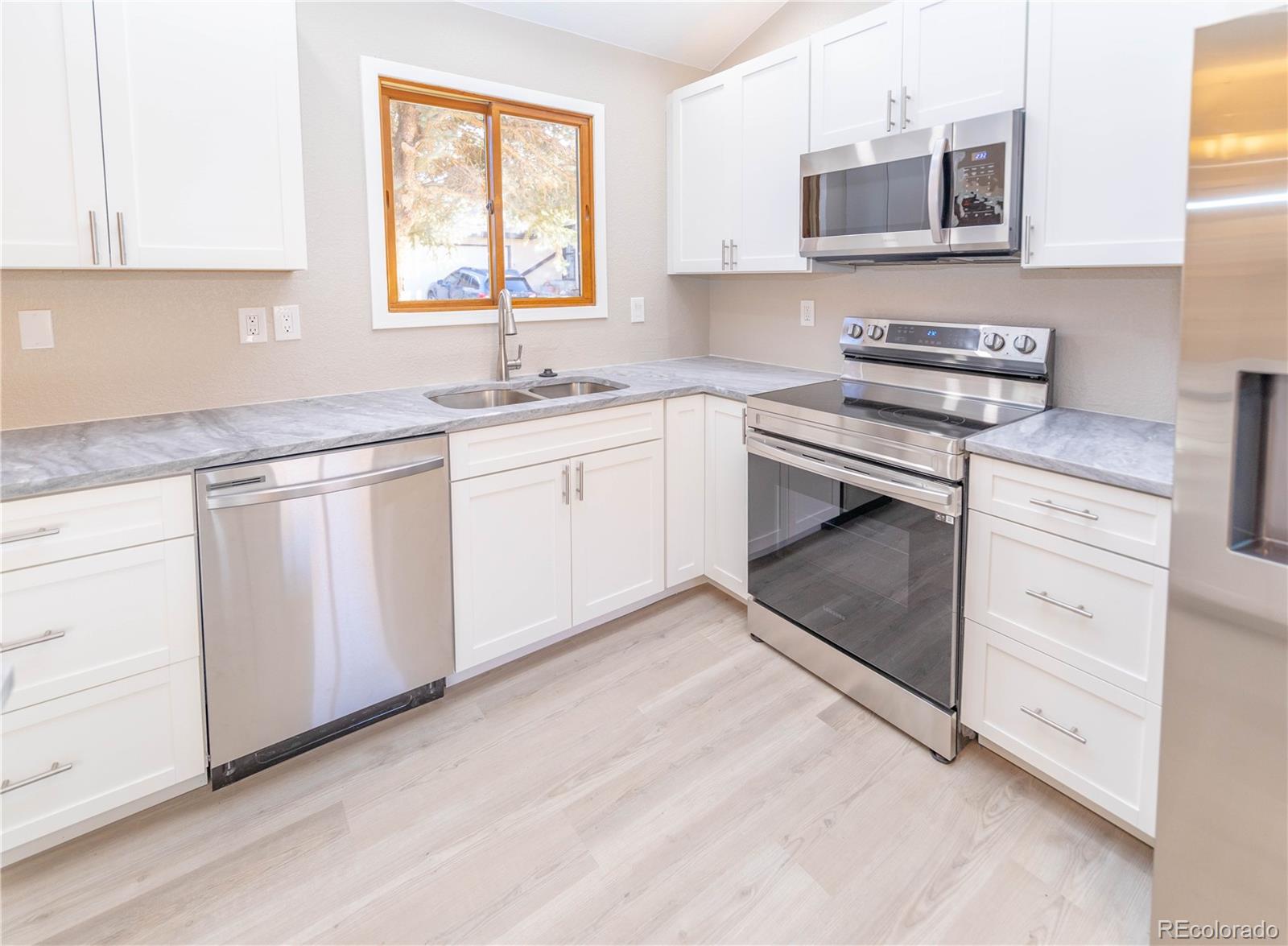 MLS Image #7 for 665  brentwood street,lakewood, Colorado