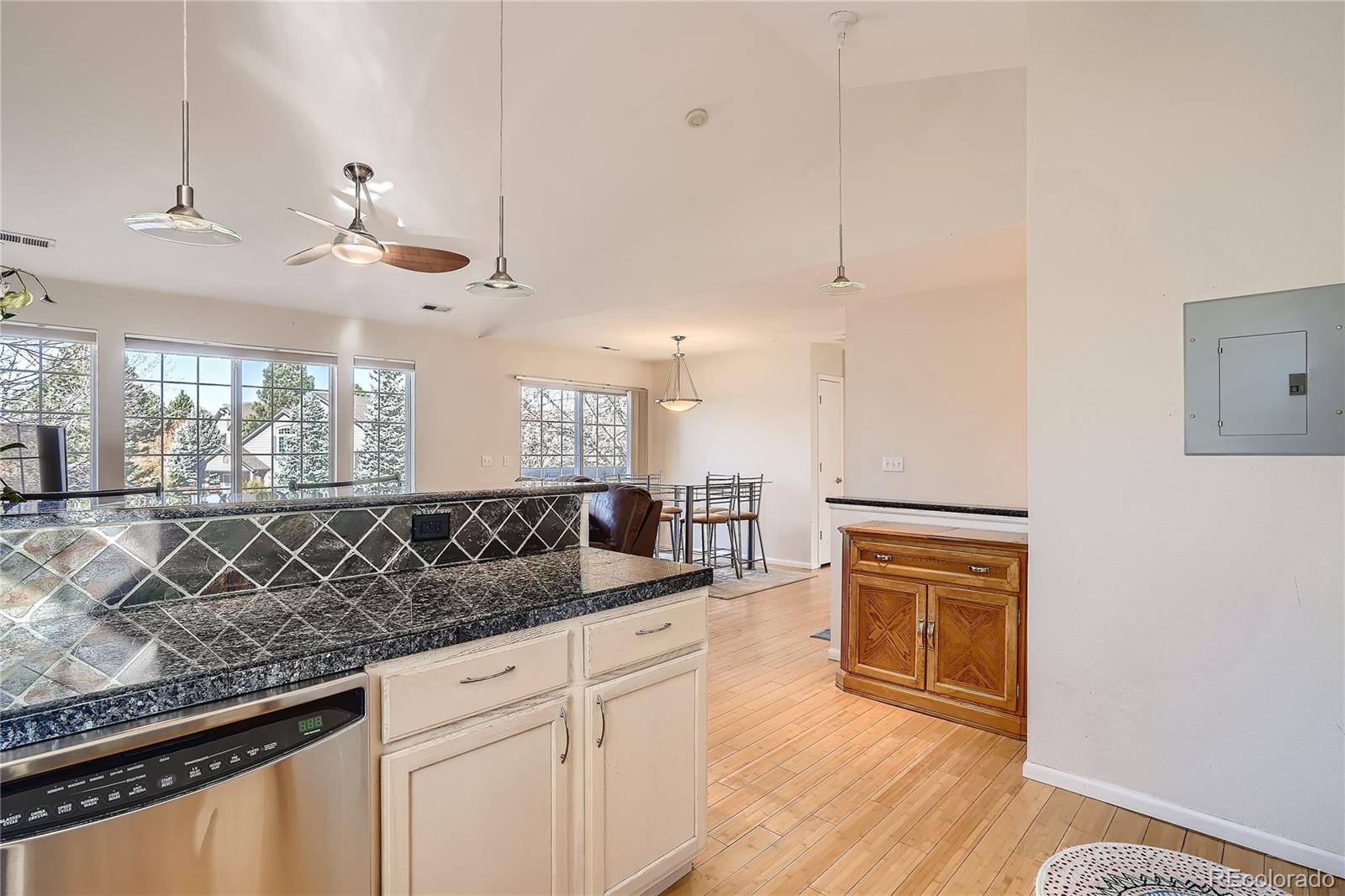 MLS Image #11 for 6418 s dallas court,englewood, Colorado