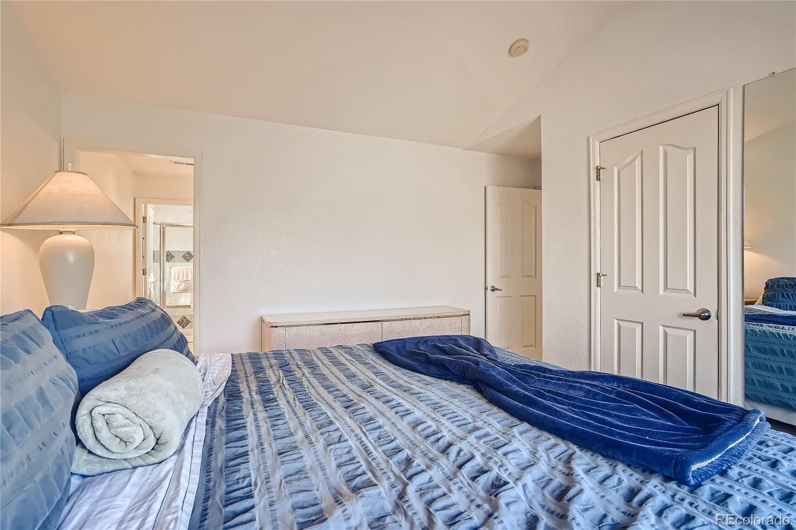 MLS Image #15 for 6418 s dallas court,englewood, Colorado
