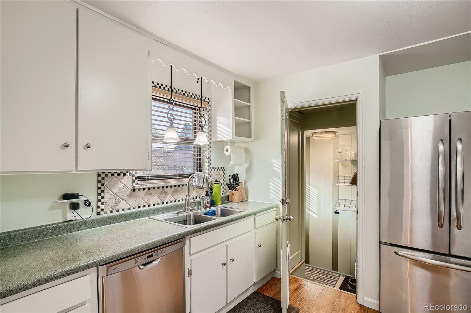 MLS Image #7 for 6427 s gallup street,littleton, Colorado