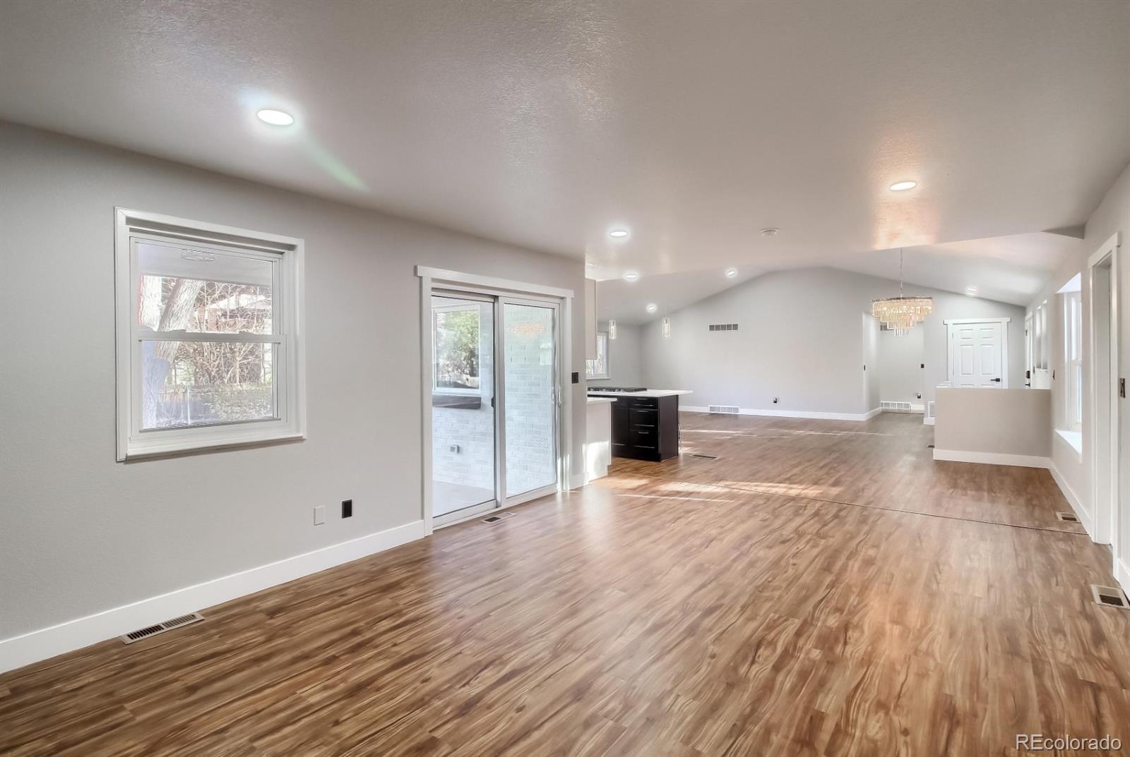 MLS Image #14 for 10051 e walsh place,denver, Colorado