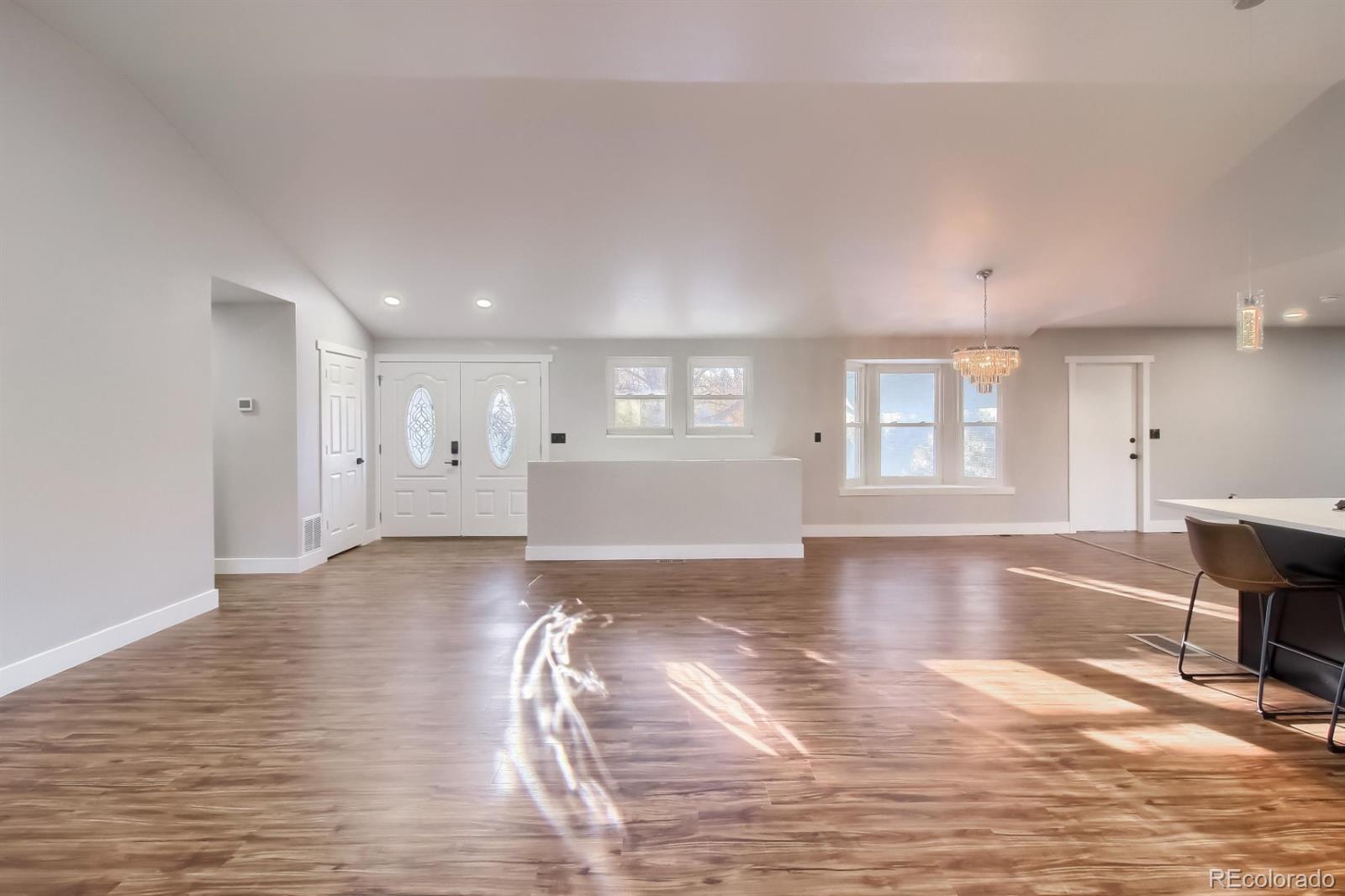 MLS Image #9 for 10051 e walsh place,denver, Colorado