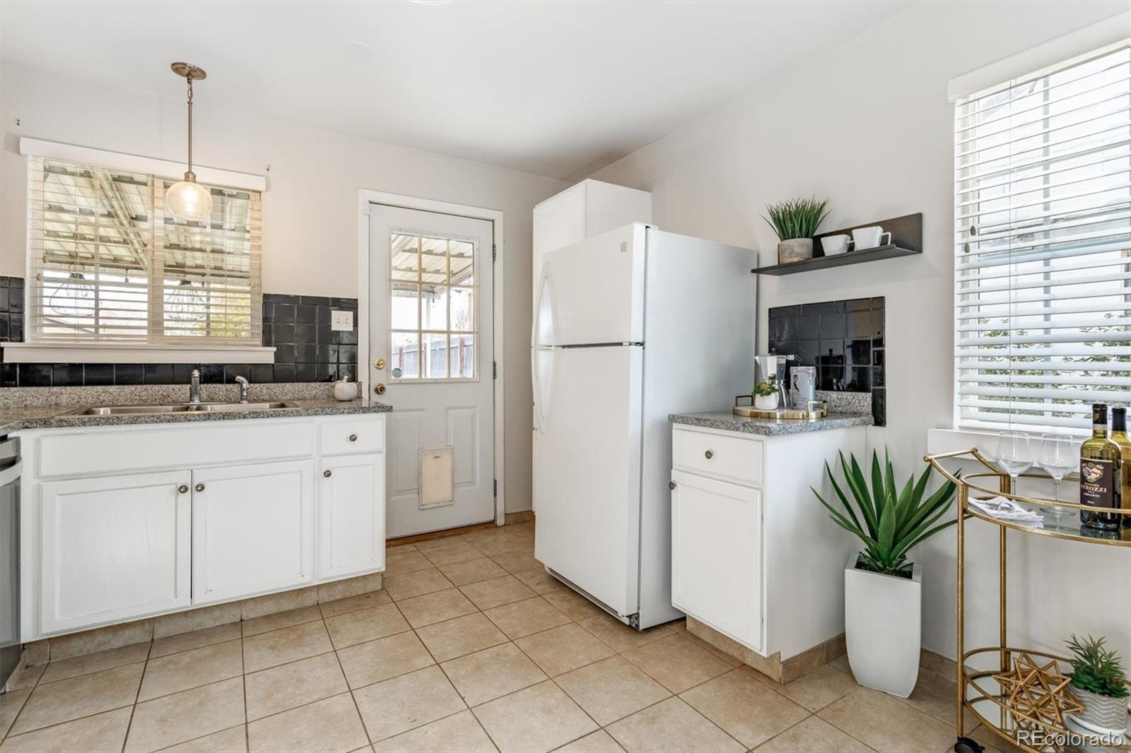 MLS Image #9 for 2940  olive street,denver, Colorado