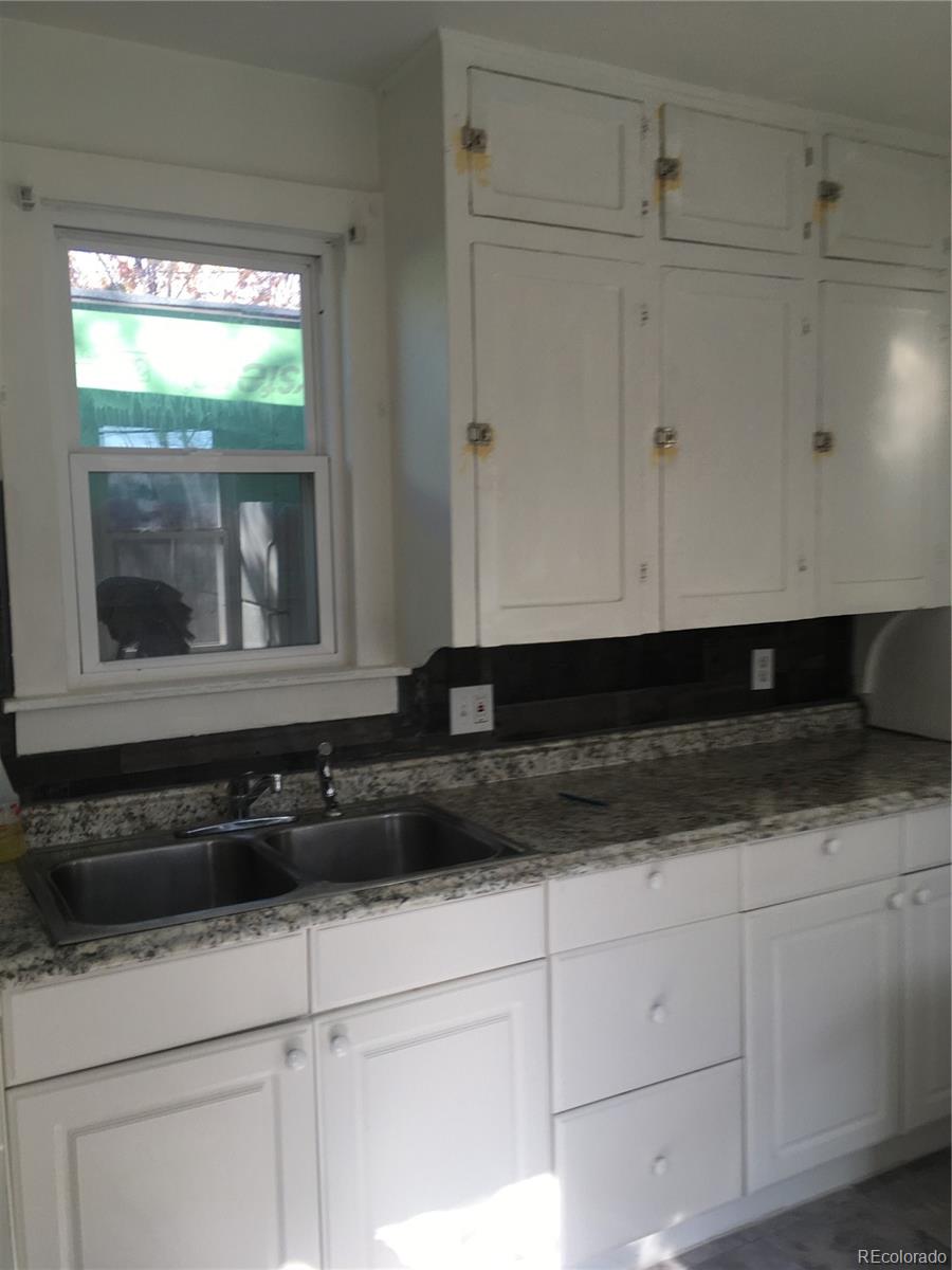 MLS Image #12 for 4626 n logan street,denver, Colorado