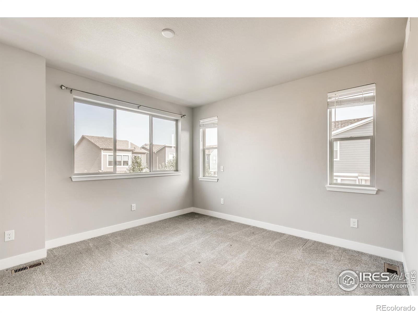 MLS Image #13 for 2717 w 68th avenue,denver, Colorado