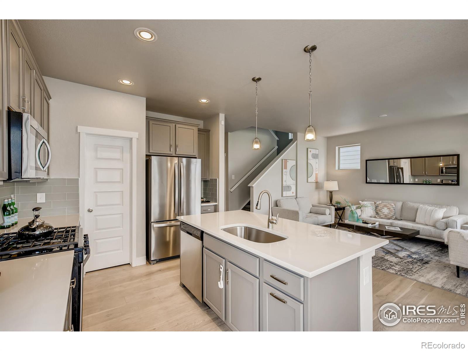 MLS Image #3 for 2717 w 68th avenue,denver, Colorado