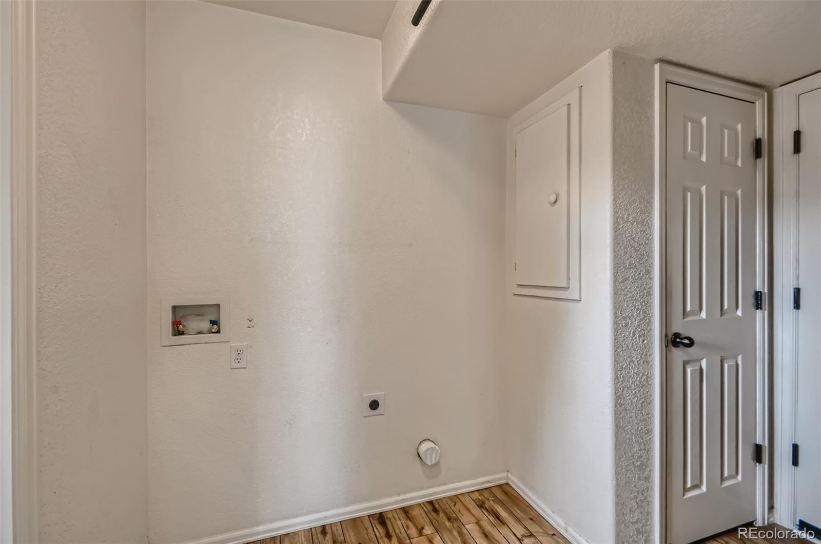 MLS Image #28 for 20000  mitchell place,denver, Colorado