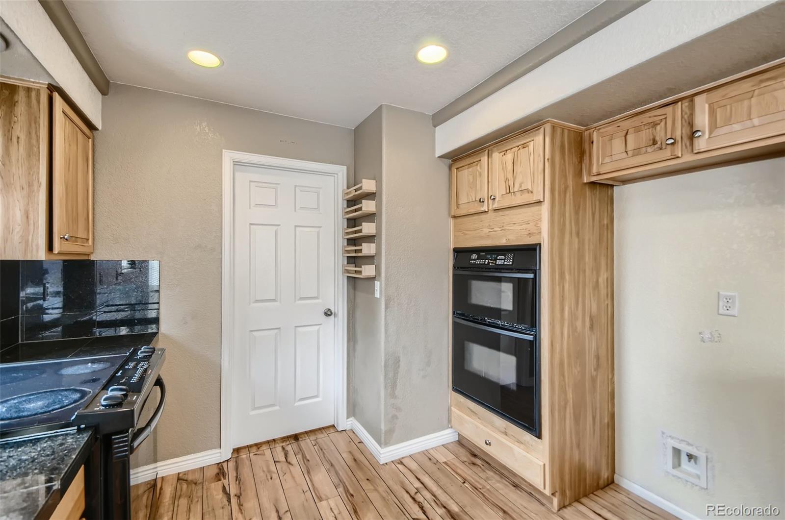 MLS Image #8 for 20000  mitchell place,denver, Colorado