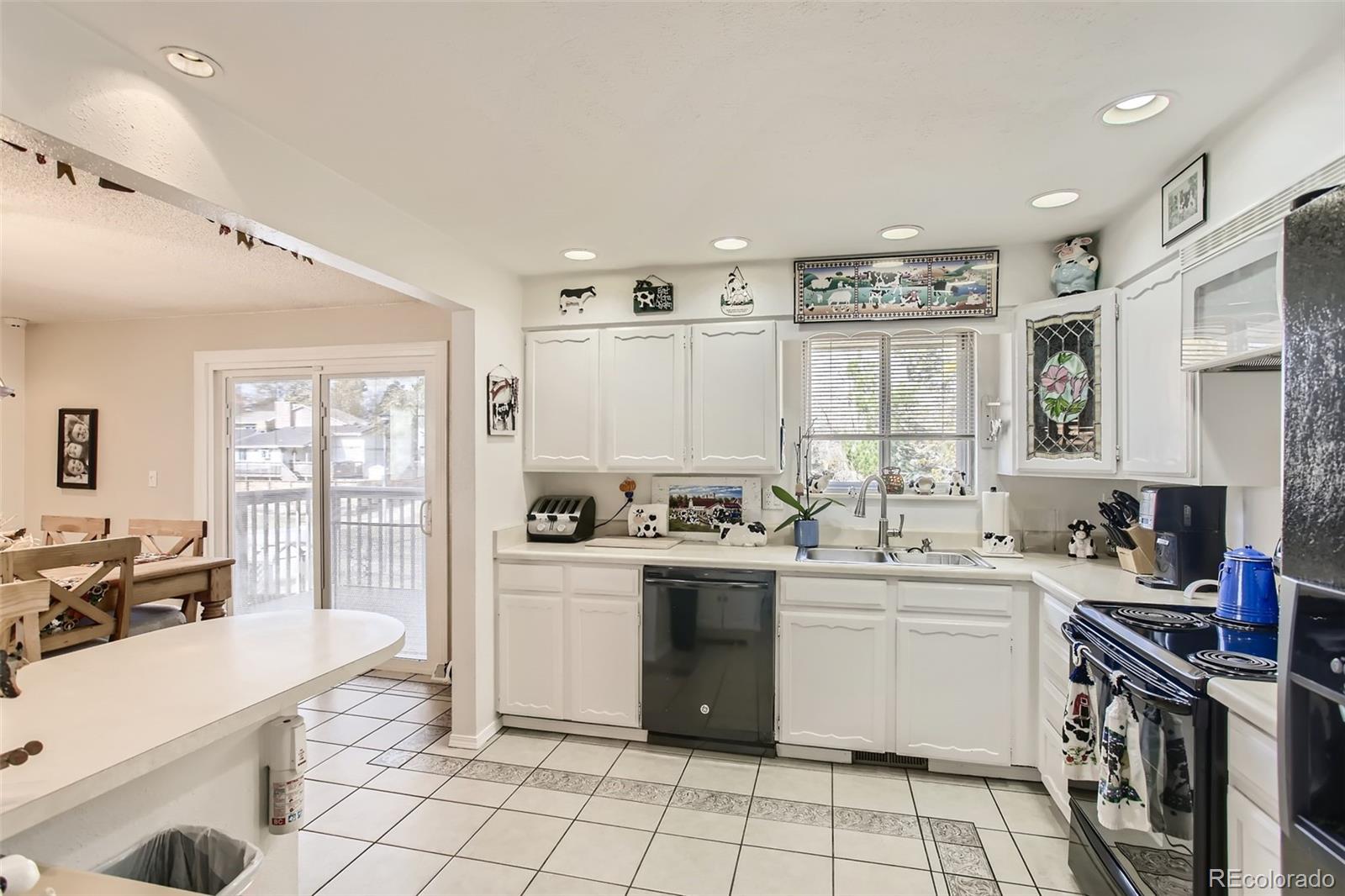 MLS Image #8 for 7825  everett way,arvada, Colorado