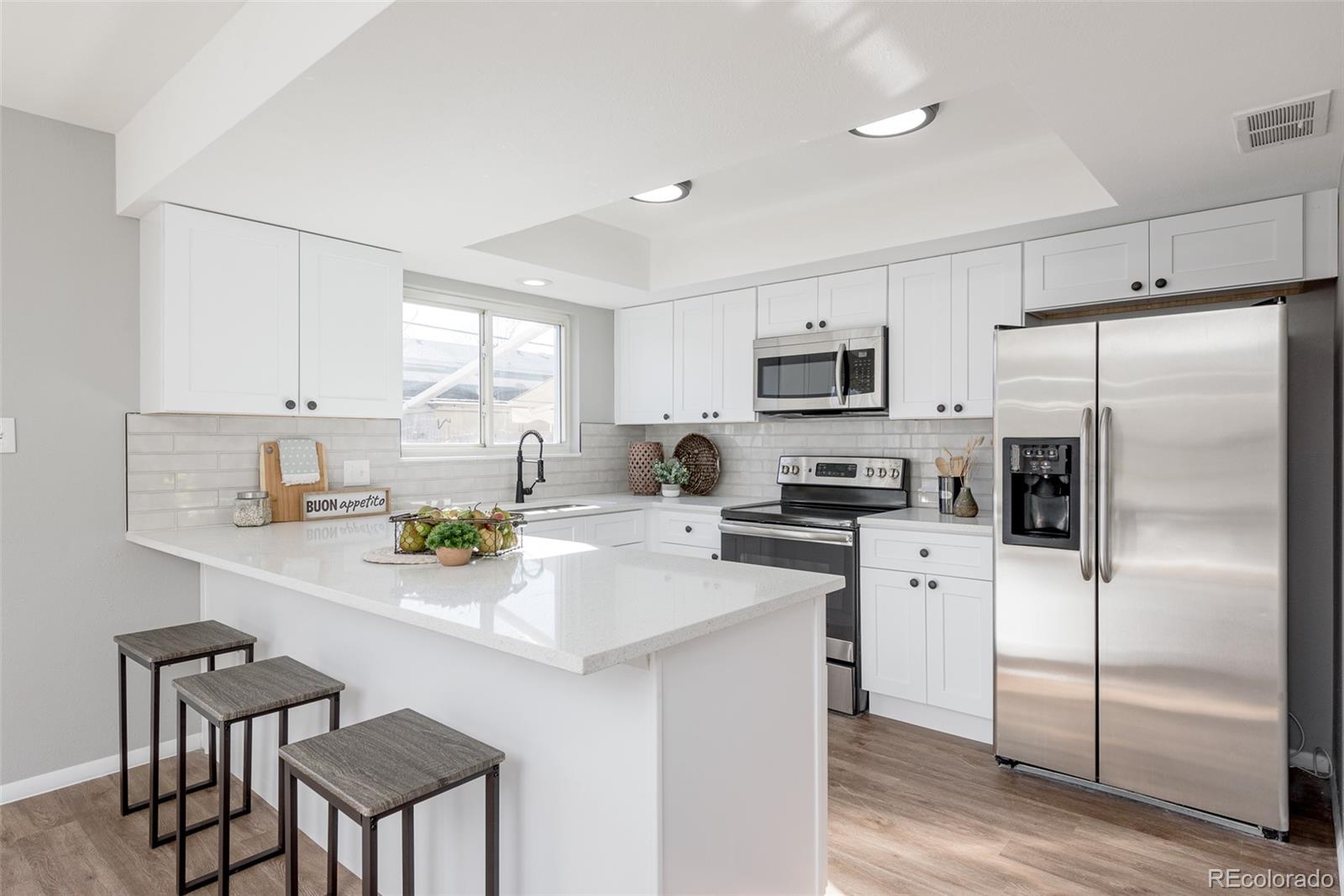 MLS Image #15 for 9212 e lehigh avenue,denver, Colorado