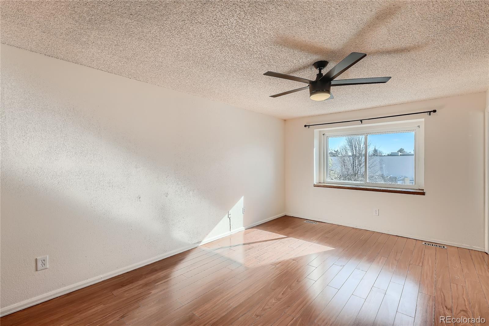 MLS Image #12 for 12525 e tennessee circle,aurora, Colorado