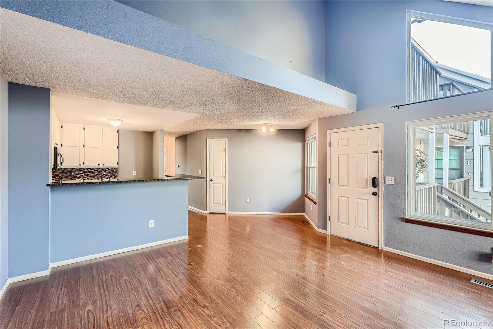 MLS Image #6 for 12525 e tennessee circle,aurora, Colorado