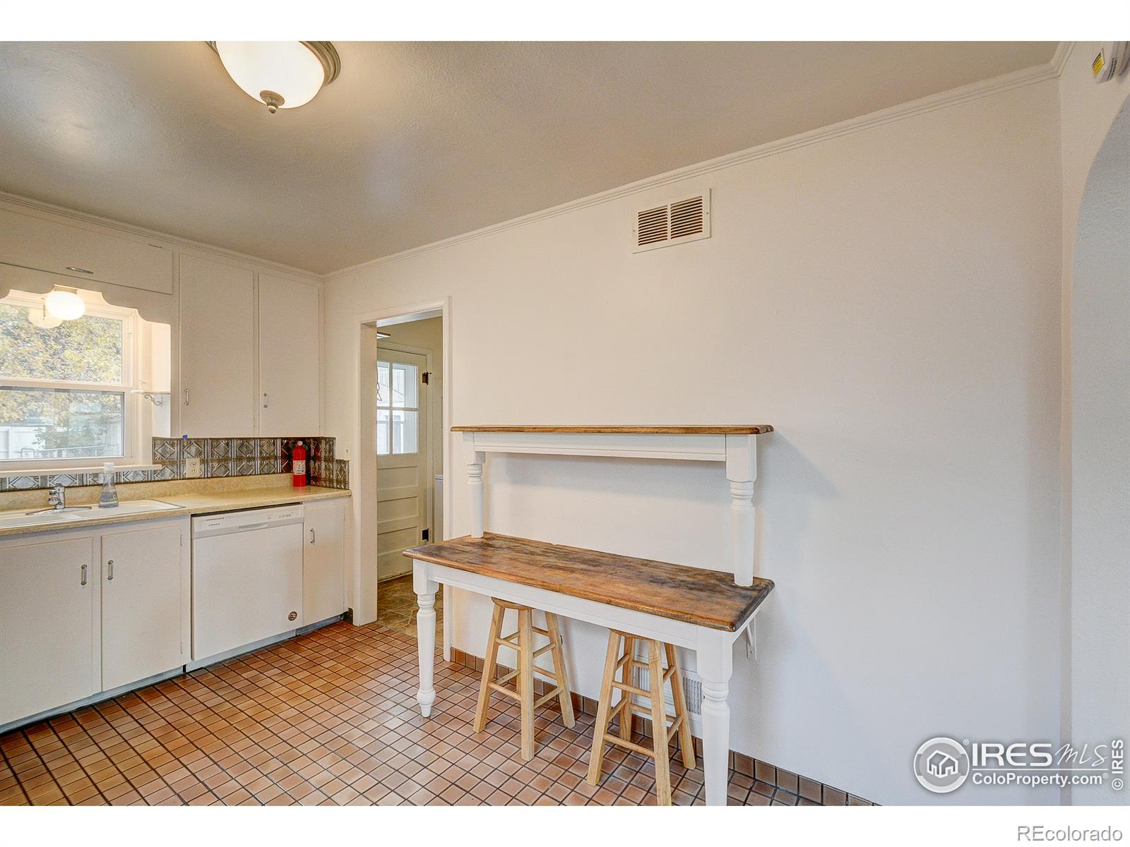 MLS Image #7 for 1524  jackson avenue,loveland, Colorado