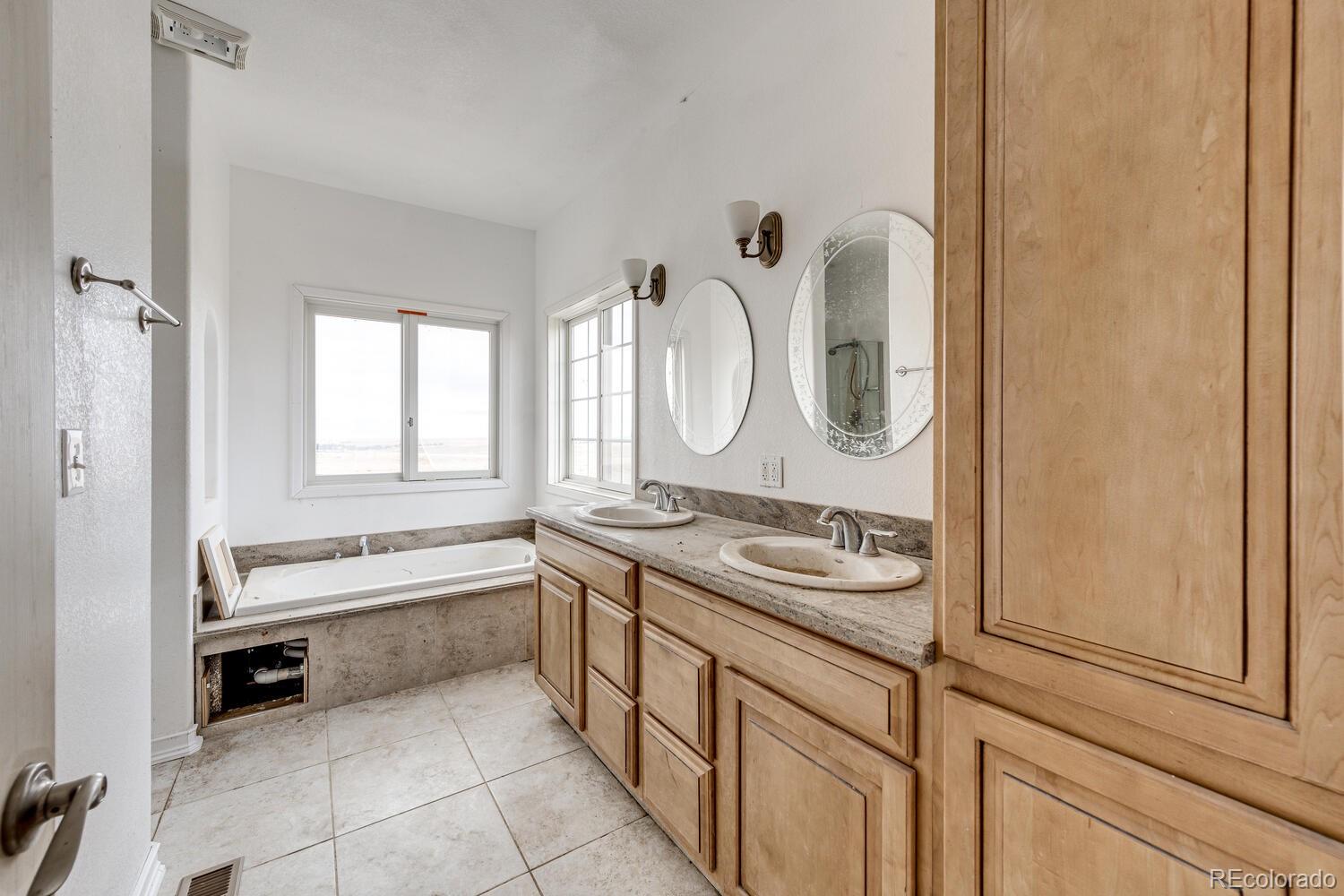 MLS Image #13 for 24350  longhorn trail,ramah, Colorado