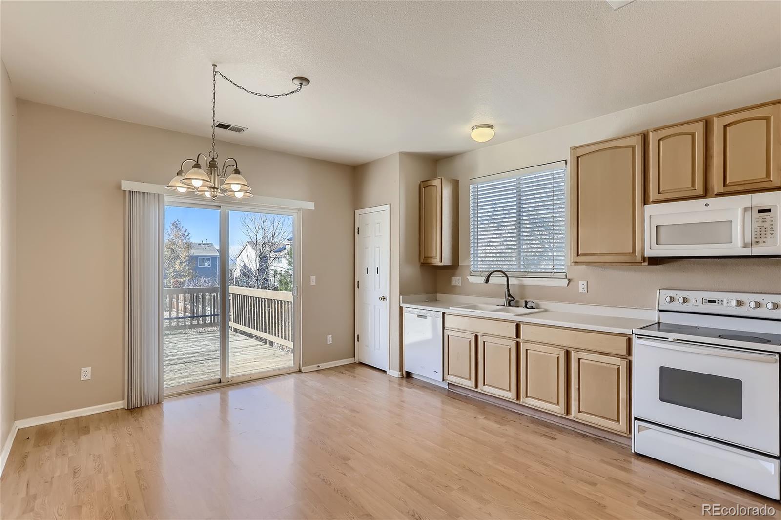 MLS Image #7 for 5185 s shawnee way,aurora, Colorado