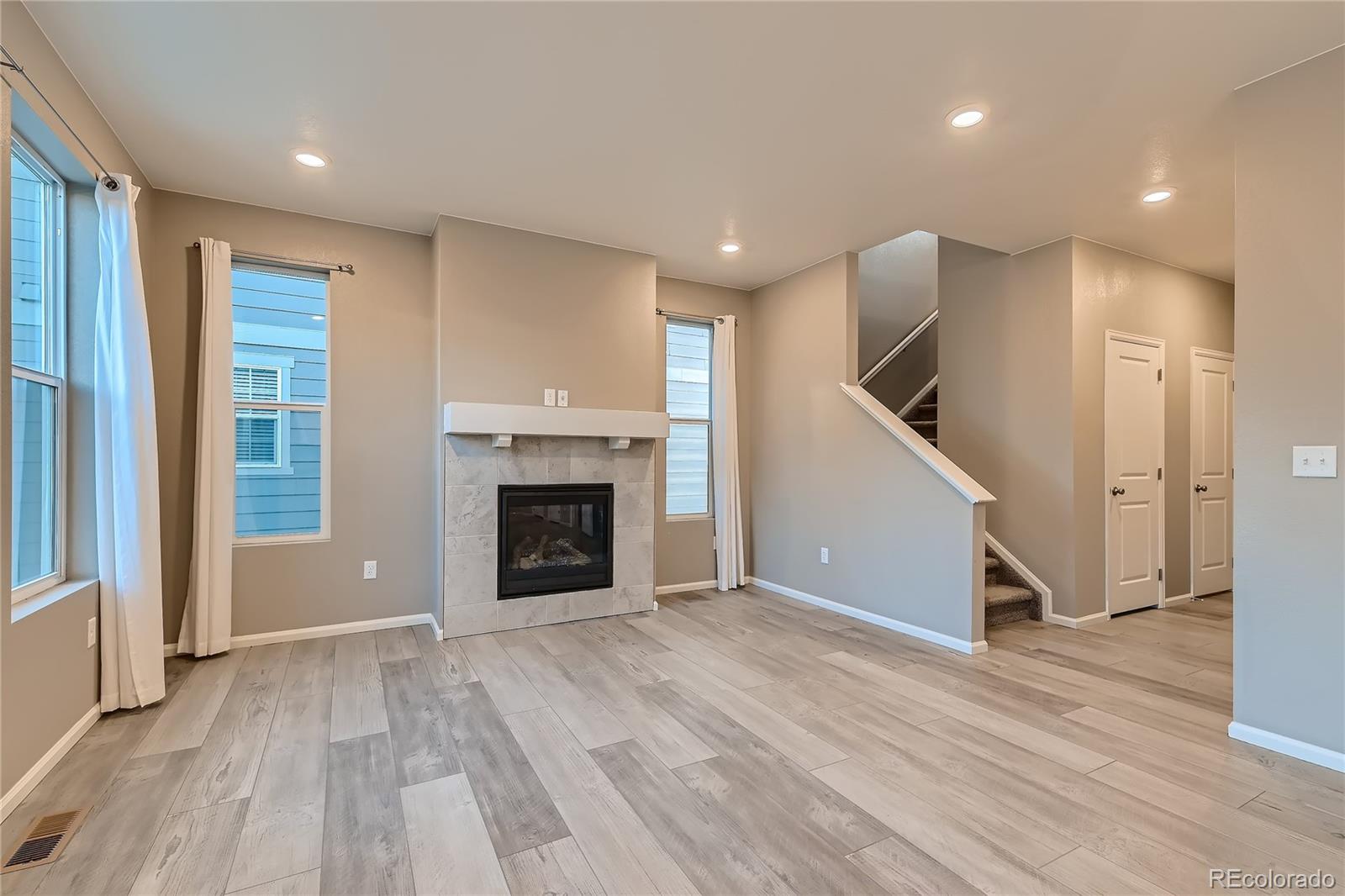 MLS Image #4 for 2913  pawnee creek drive,loveland, Colorado