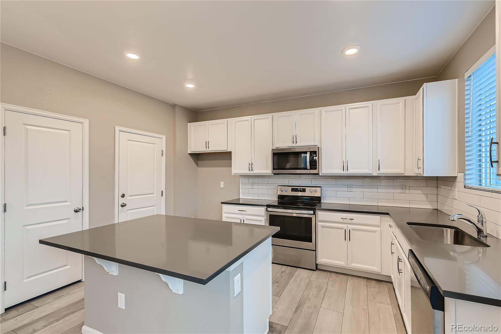 MLS Image #9 for 2913  pawnee creek drive,loveland, Colorado