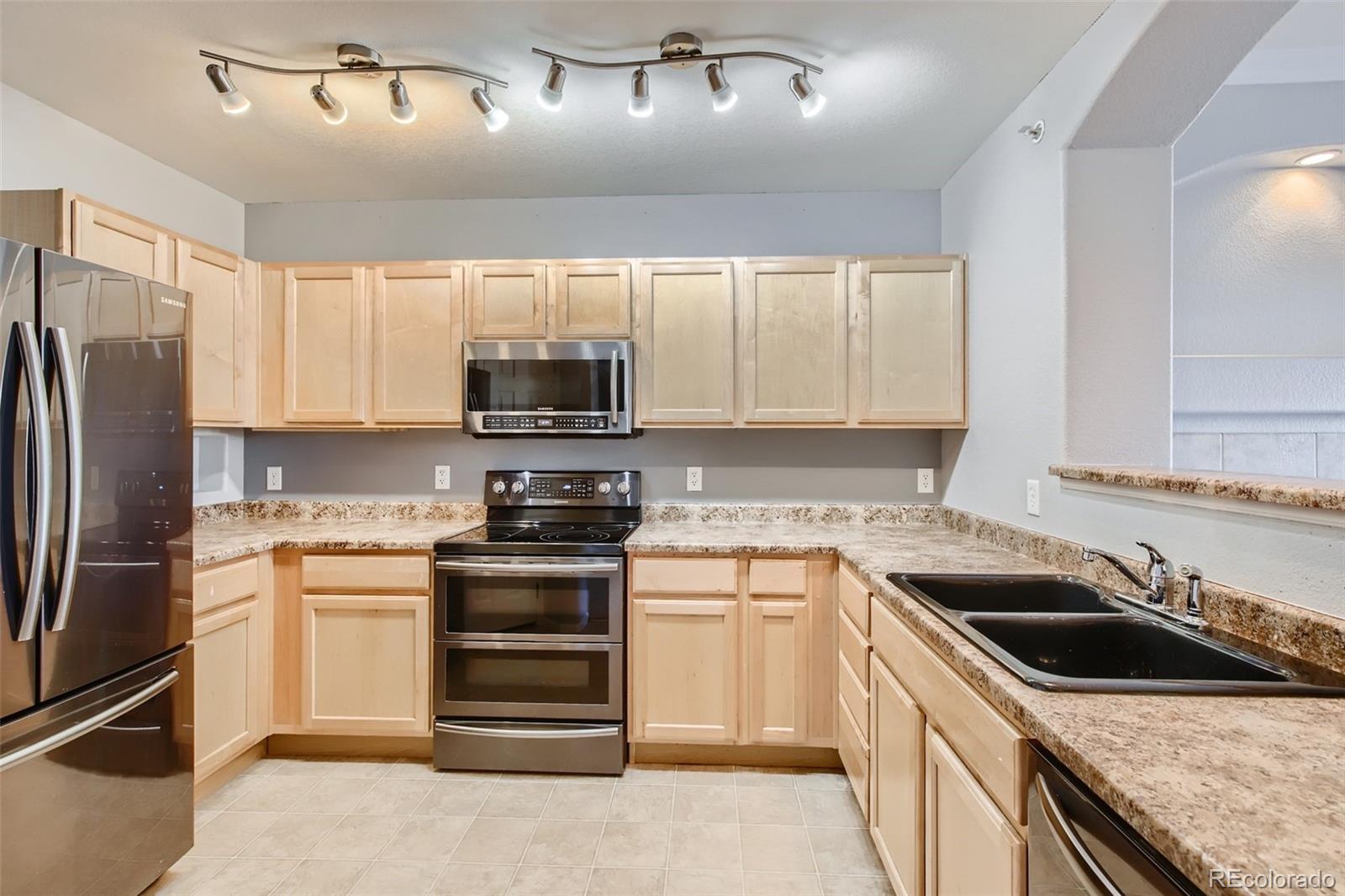 MLS Image #2 for 457  black feather loop,castle rock, Colorado