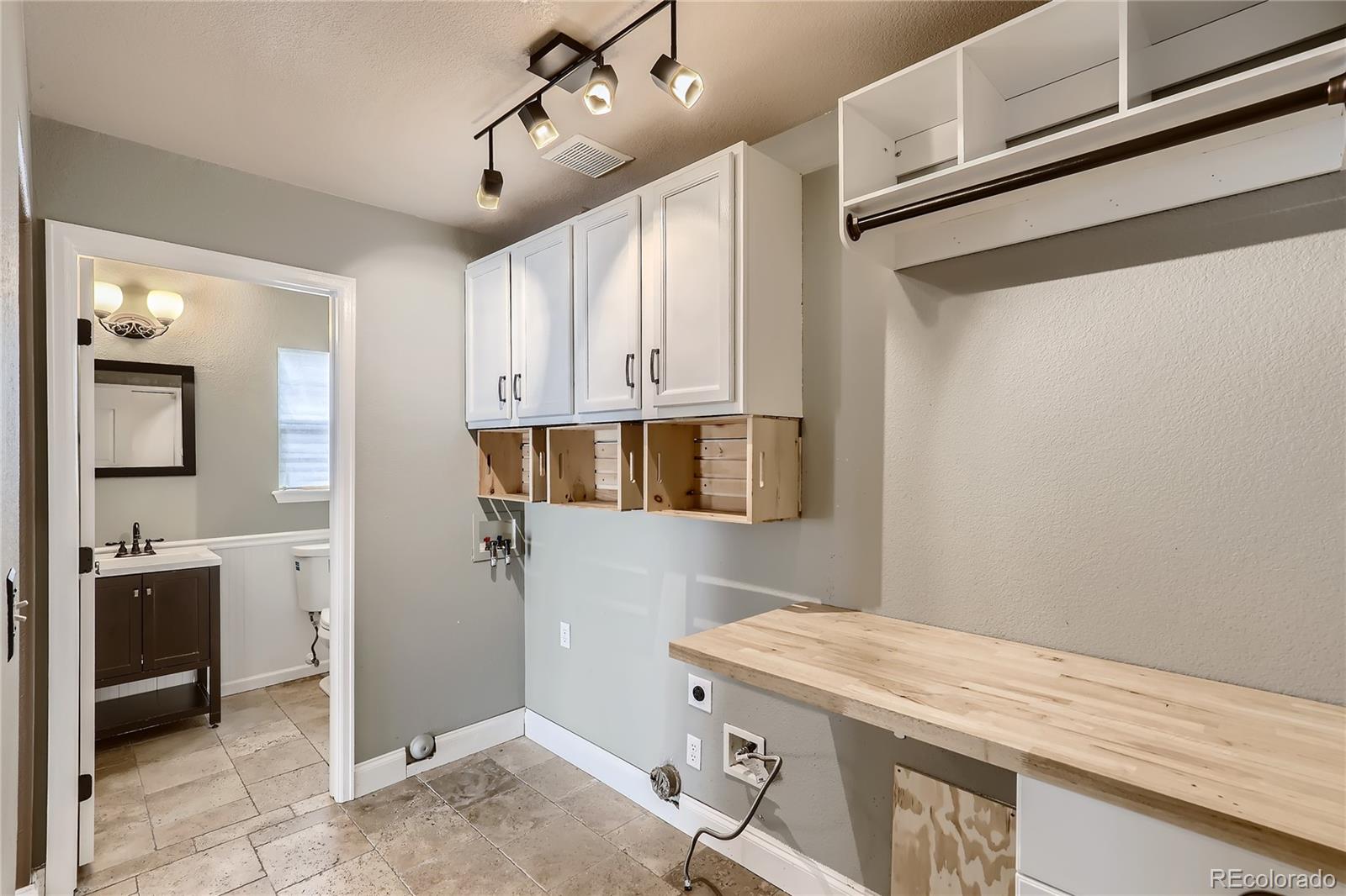 MLS Image #29 for 5538  jericho street,denver, Colorado