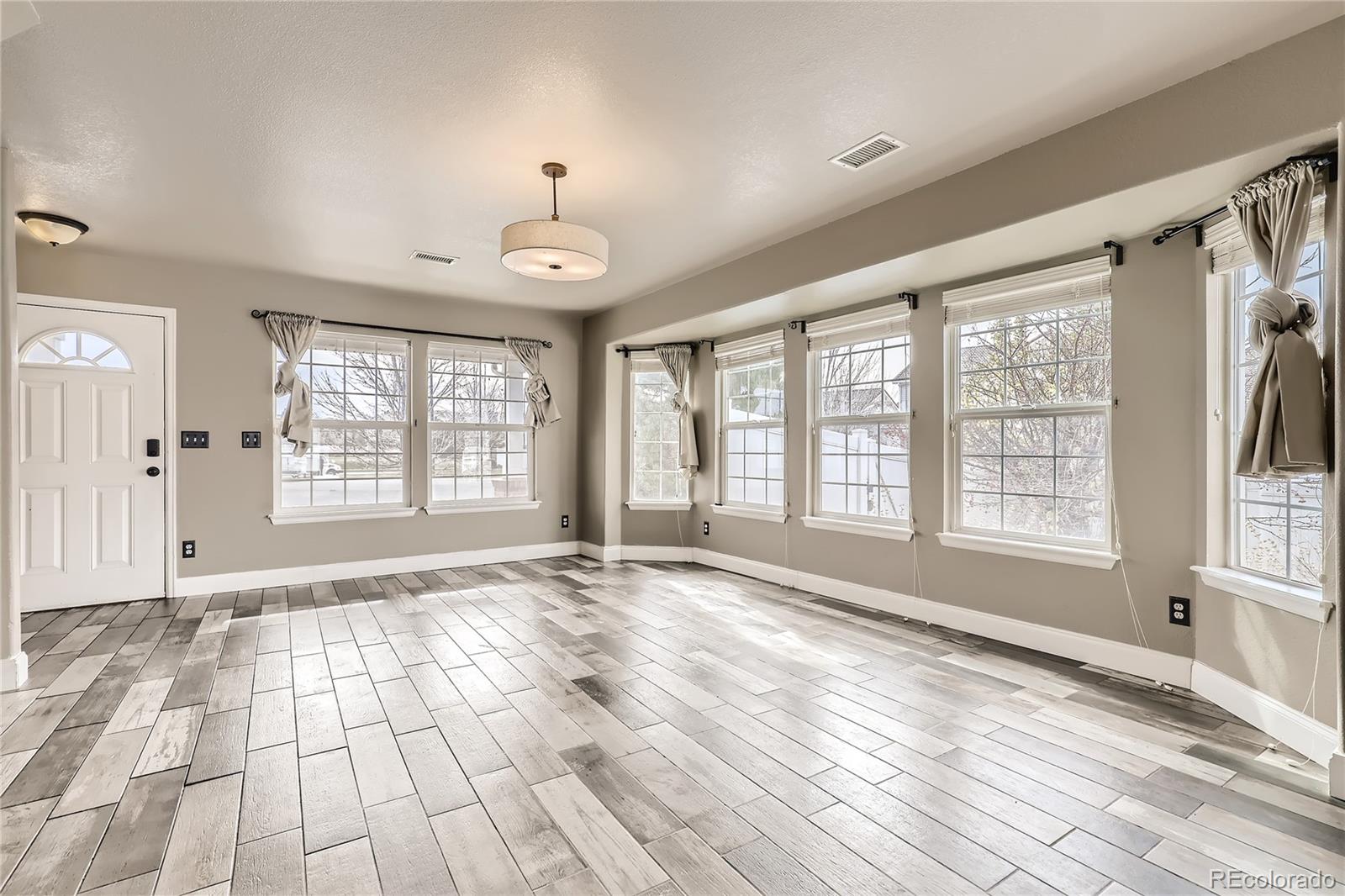 MLS Image #6 for 5538  jericho street,denver, Colorado