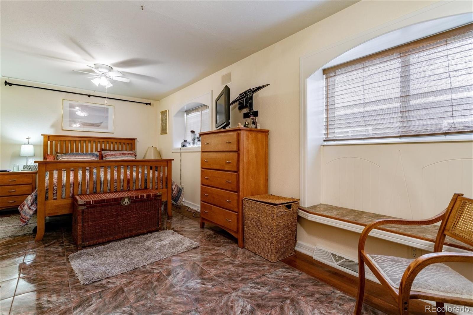 MLS Image #17 for 11464 w 17th place,lakewood, Colorado