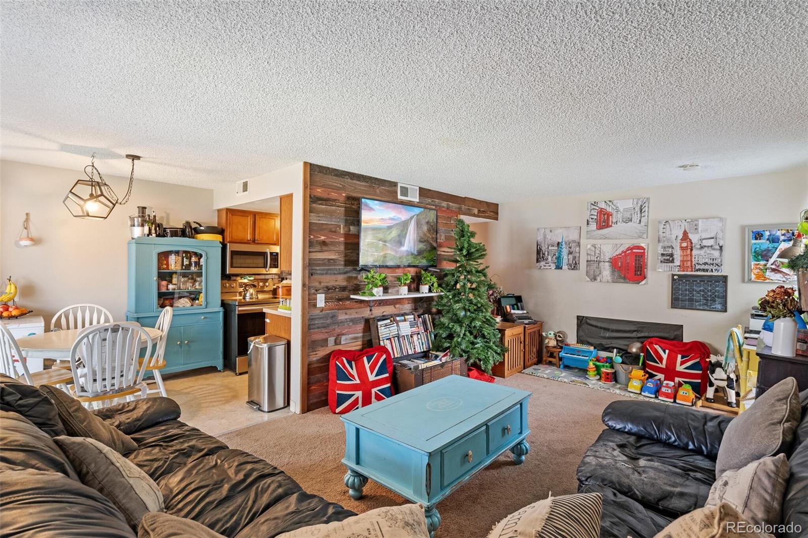 MLS Image #2 for 9887 e peakview avenue,englewood, Colorado