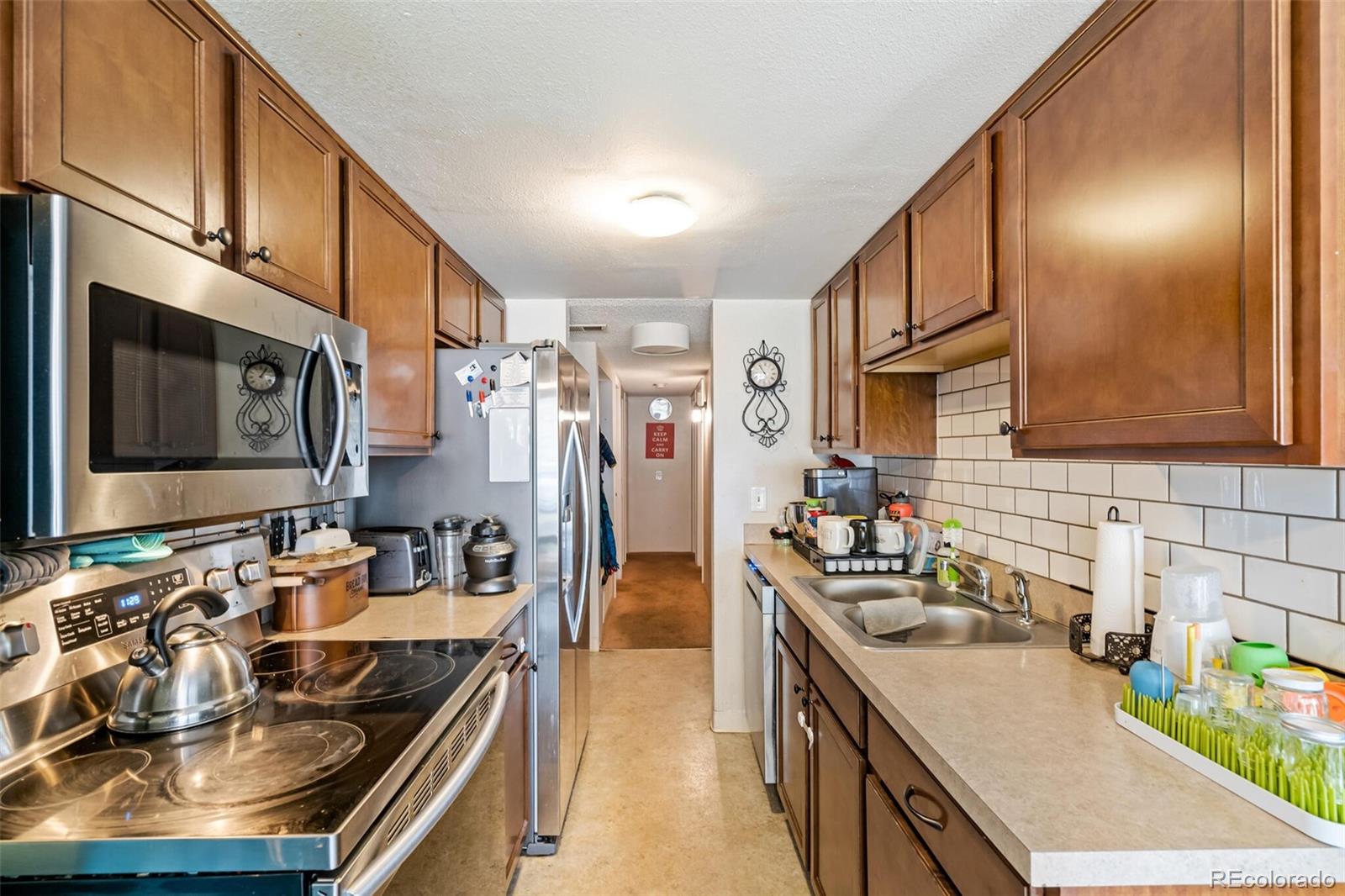 MLS Image #7 for 9887 e peakview avenue,englewood, Colorado