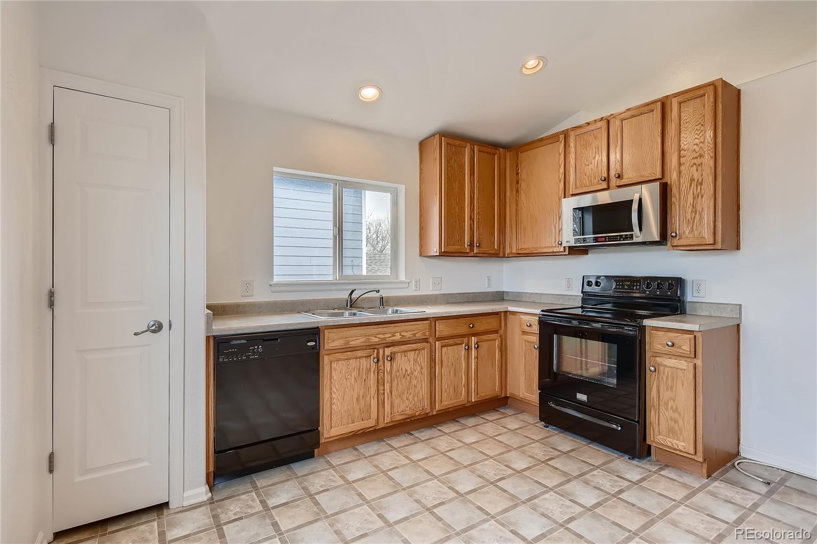 MLS Image #12 for 1944  mainsail drive,fort collins, Colorado
